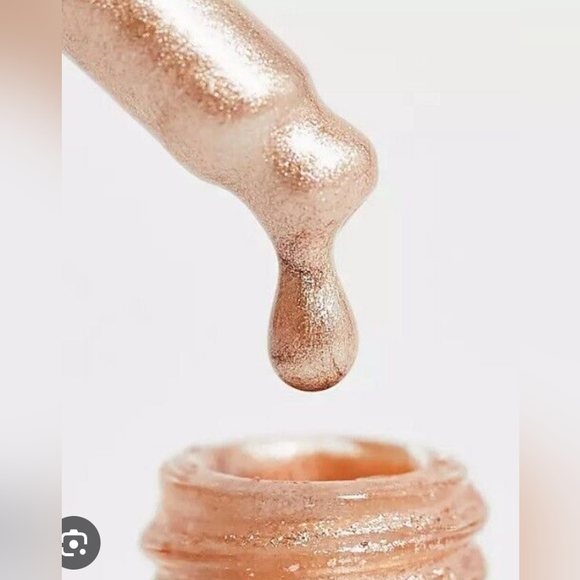 Highlighter ILIMINATOR ICONIC ✨️ - Picture 11 of 15